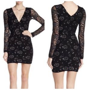 DRESS THE POPULATION Lace Plunge Long Sleeve Mini Dress Black Sz Medium
